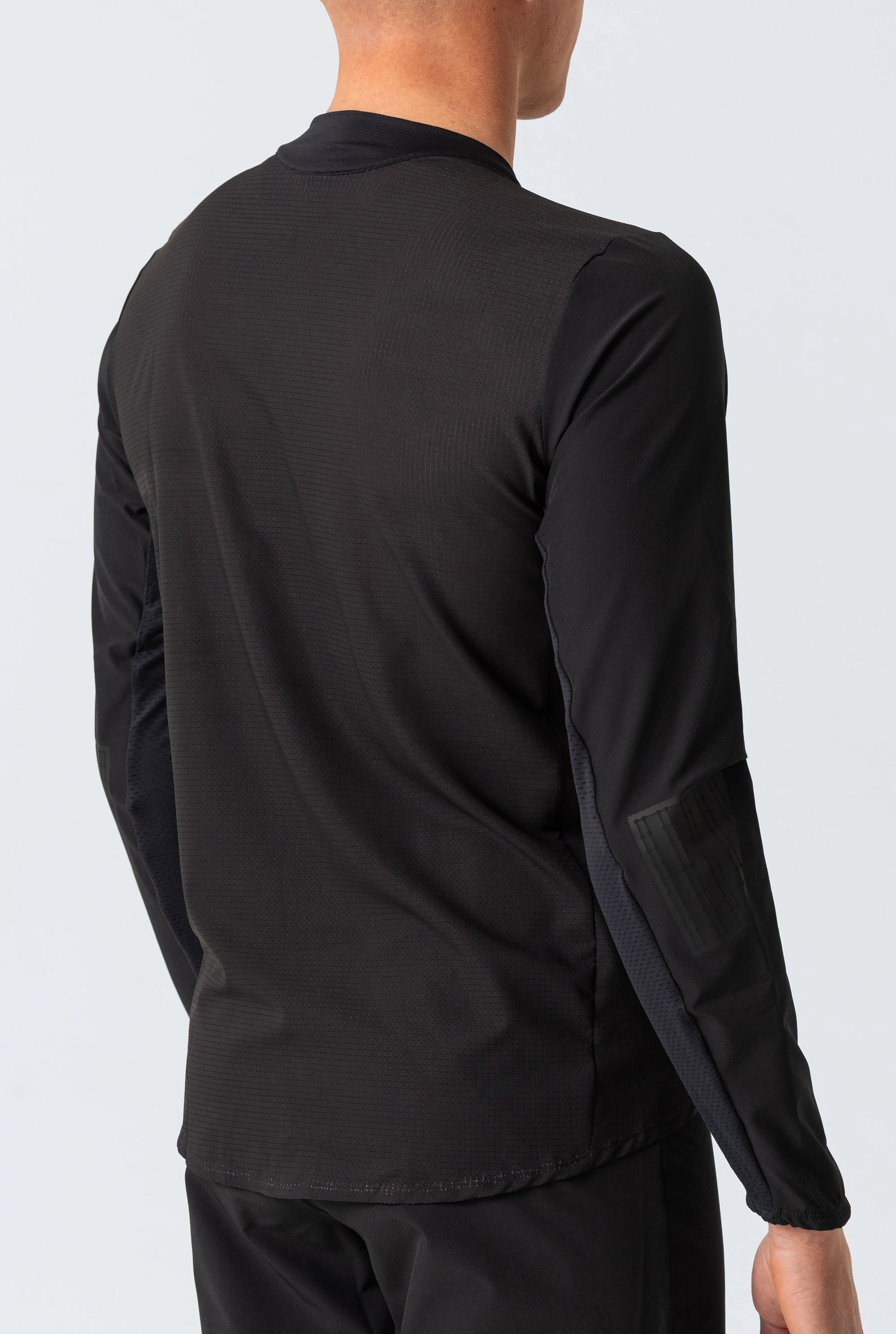 Men's Scuro Long Sleeve Trail Tee (Black)
