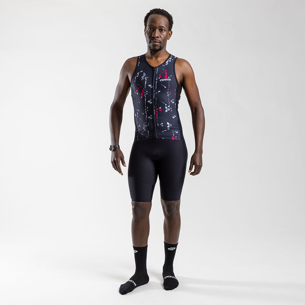 Triathlon Race Apparel ― Tri Suits & Clothing