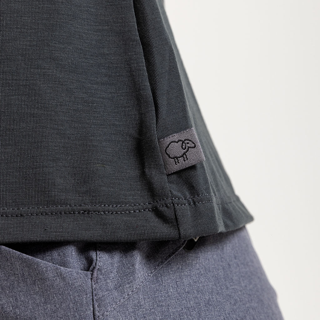 Women's Casual Merino T Shirt (Charcoal)