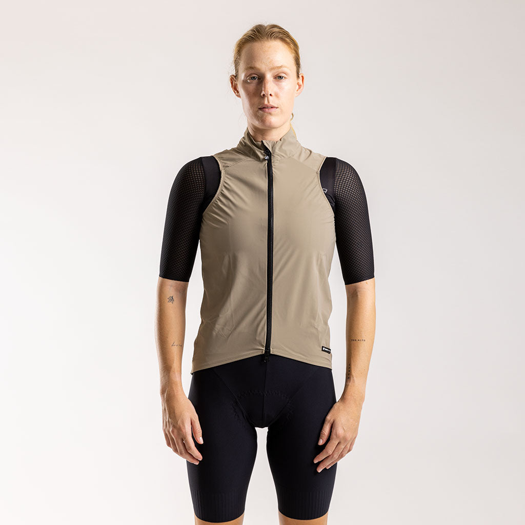 Women's Apex Lamina Gilet (Sand)