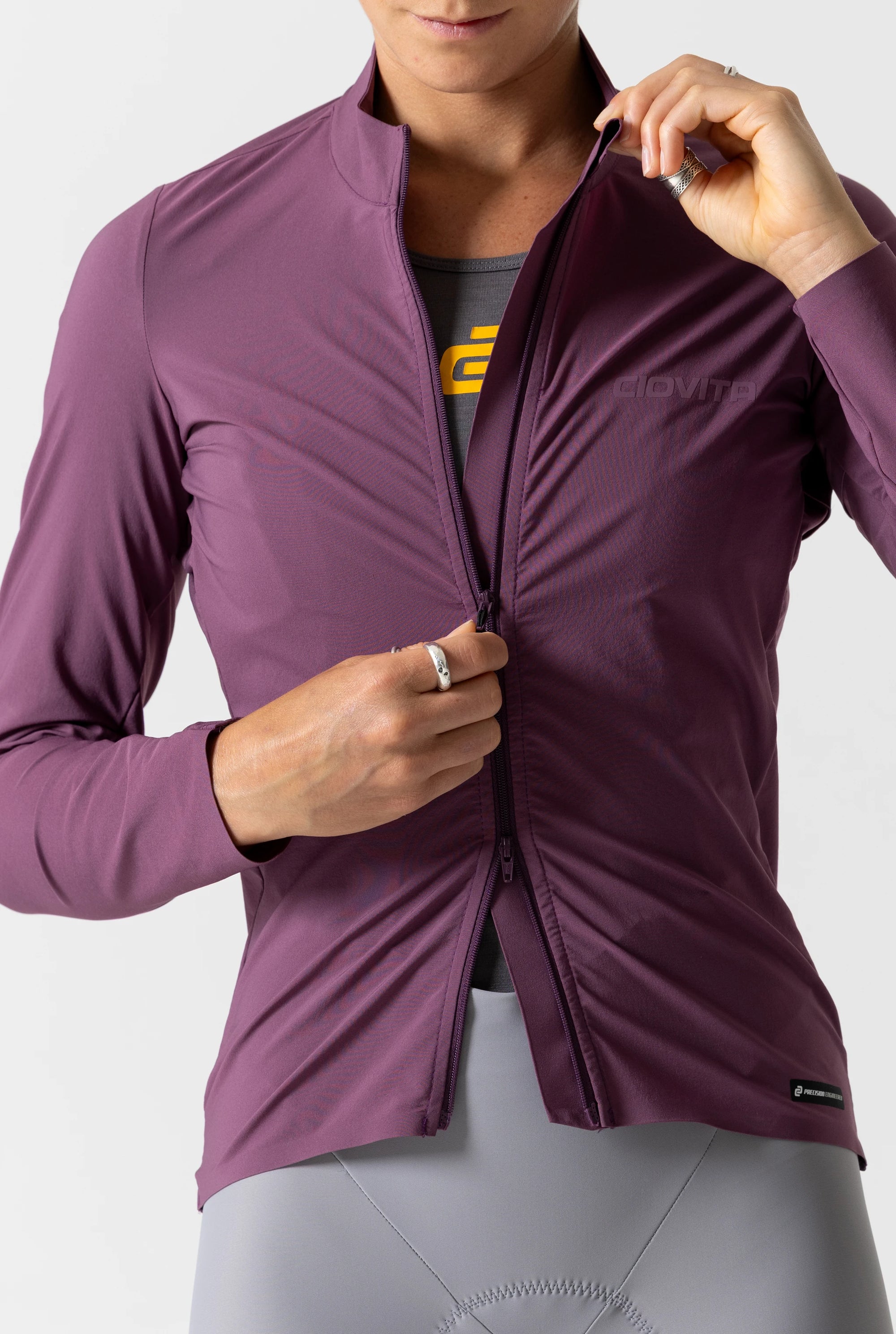 Women's Strada Lightweight Road Jacket (Plum)