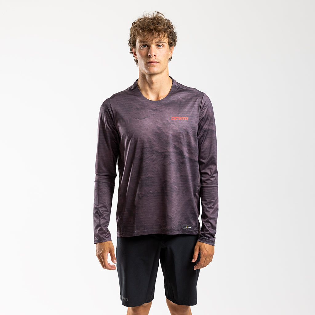 Men&#39;s AE Long Sleeve Trail Tee (Coffee)