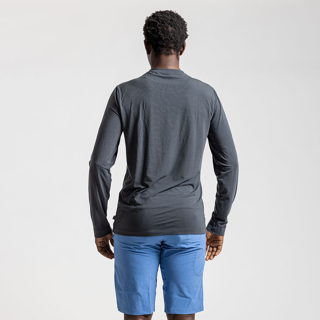 Men&#39;s Long Sleeve Merino T Shirt (Charcoal)