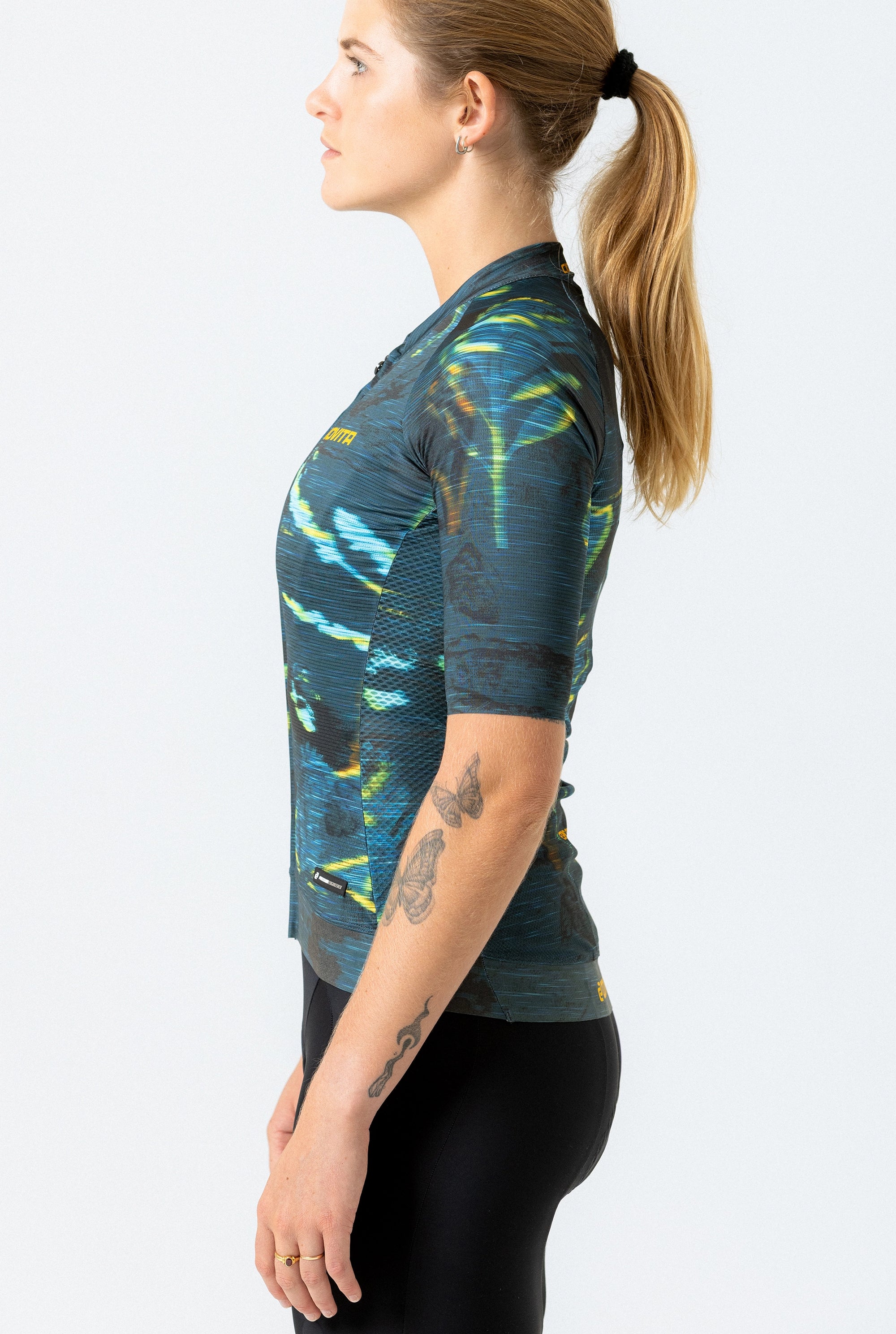 Women&#39;s FNB Wines2Whales Race Fit Jersey