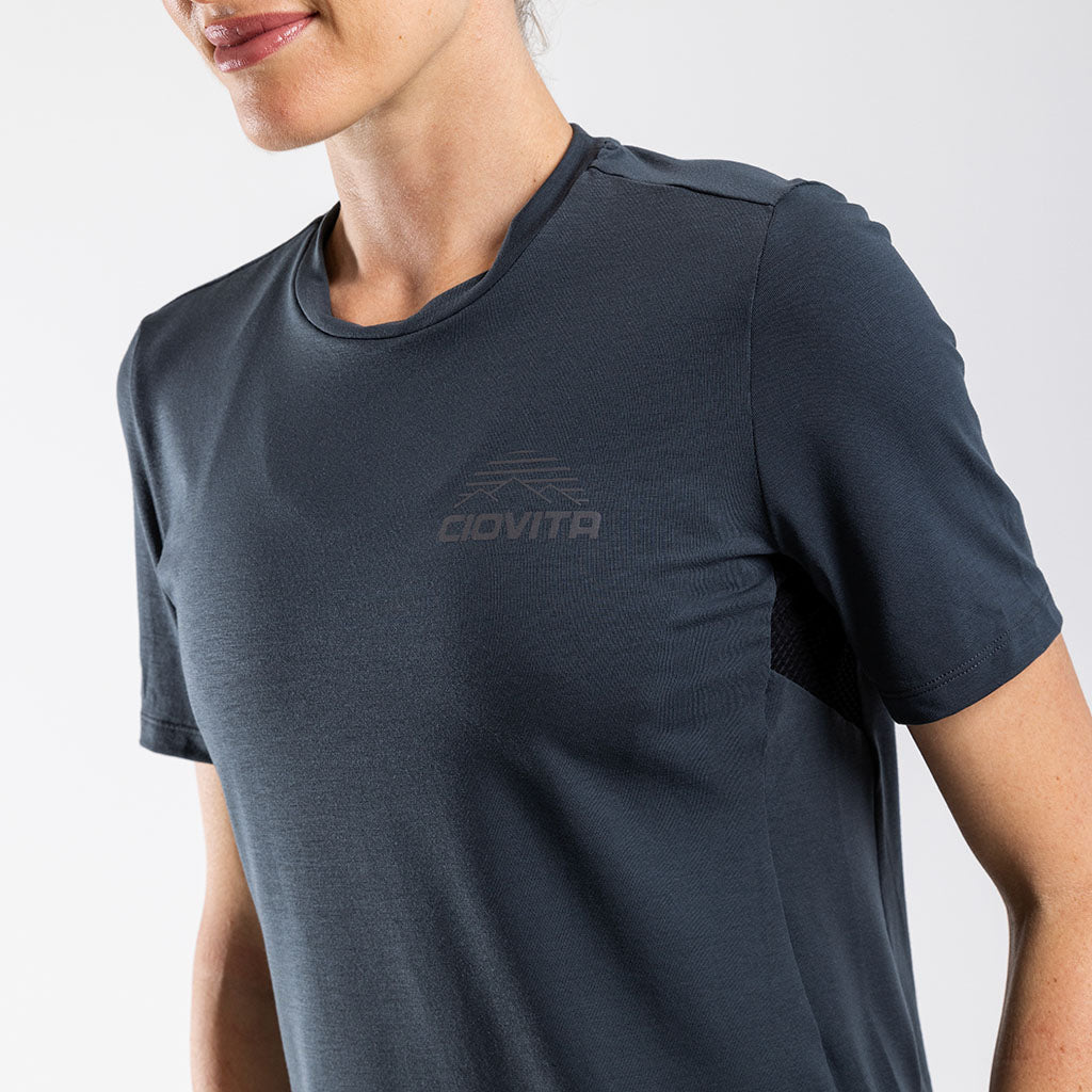 Women&#39;s Commuter Tech T Shirt (Seastorm)
