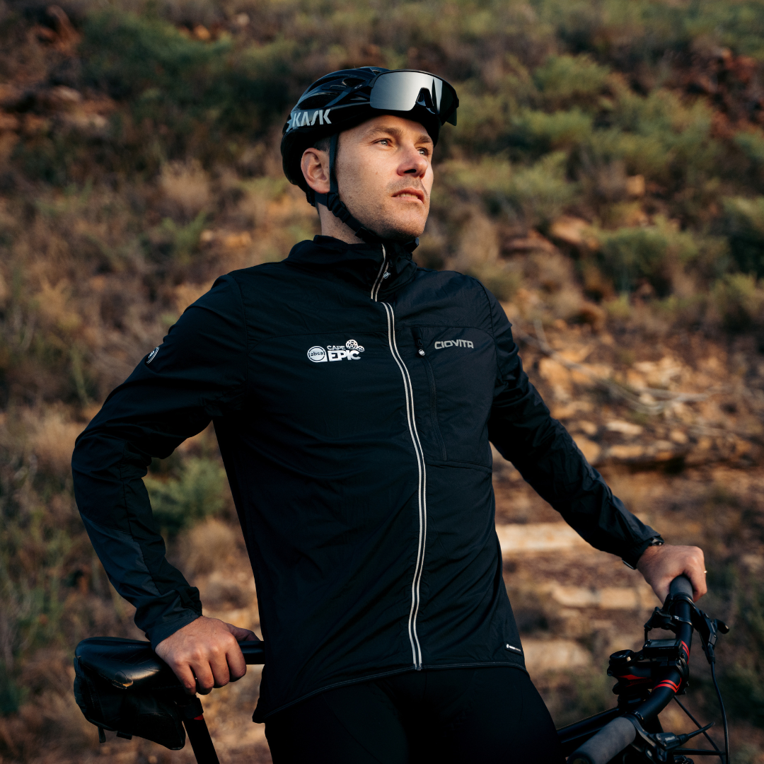 Lightweight top bike jacket