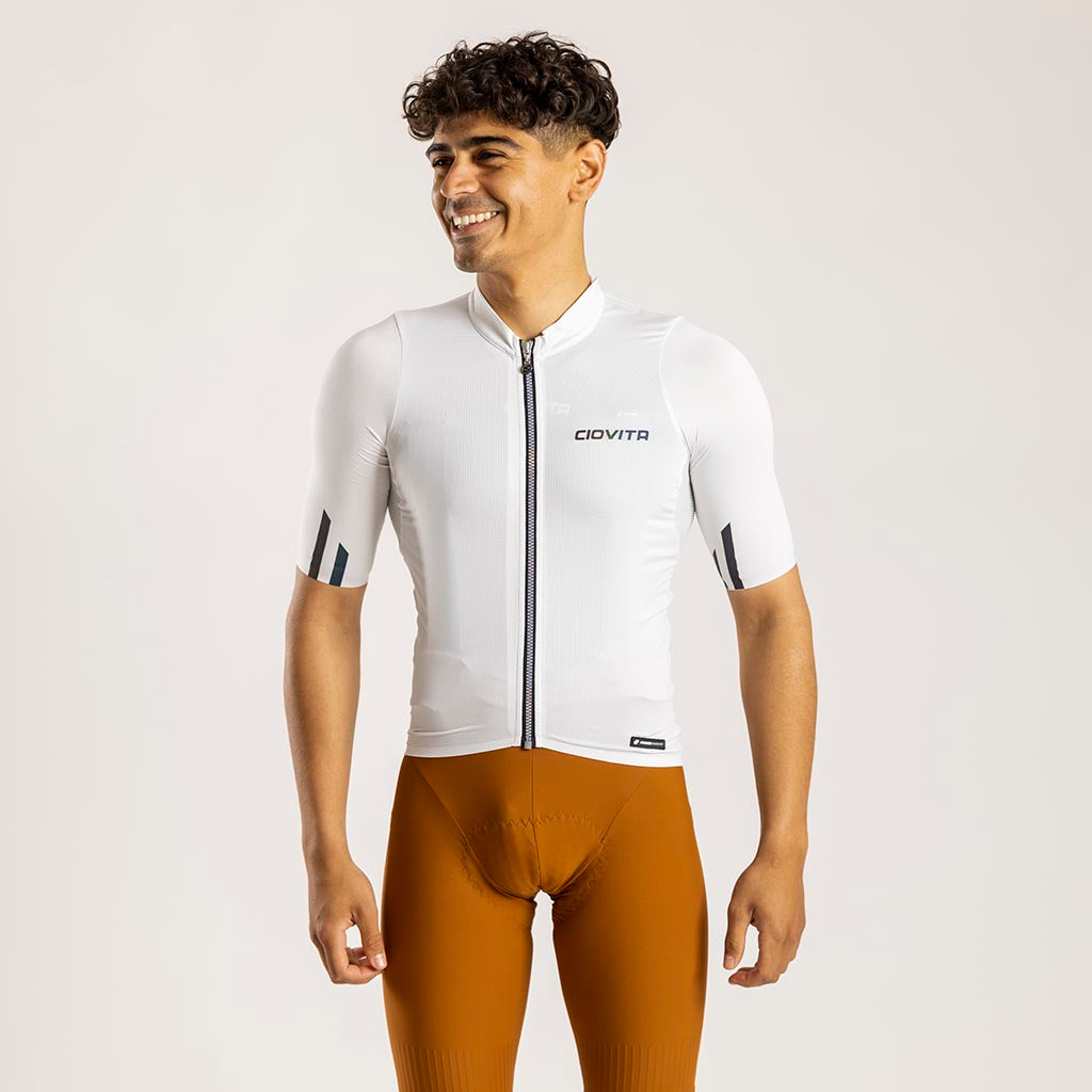 Cycling on sale white jersey