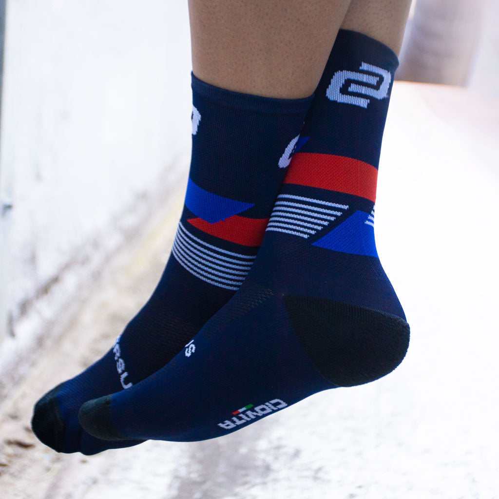 blue and red cycling socks from ciovita and versus socks